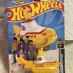 Hot Wheels Beatles Yellow Submarine 