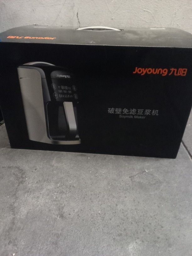 JOYOUNG SOY MILK MAKER RETAIL PRICE 289$