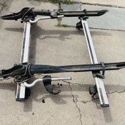 Thule Roof Rack and Bicycle Mount Carrier