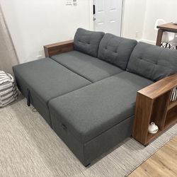 Pull Out Couch / Futon/ Sectional 