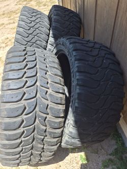 350$$$ 33x12.50r22 m/t 350$$
