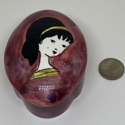 3”-long, 2”-wide, 1.5”-tall Ceramic Trinket Box