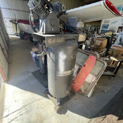 145 psi 220V Upright Compressor