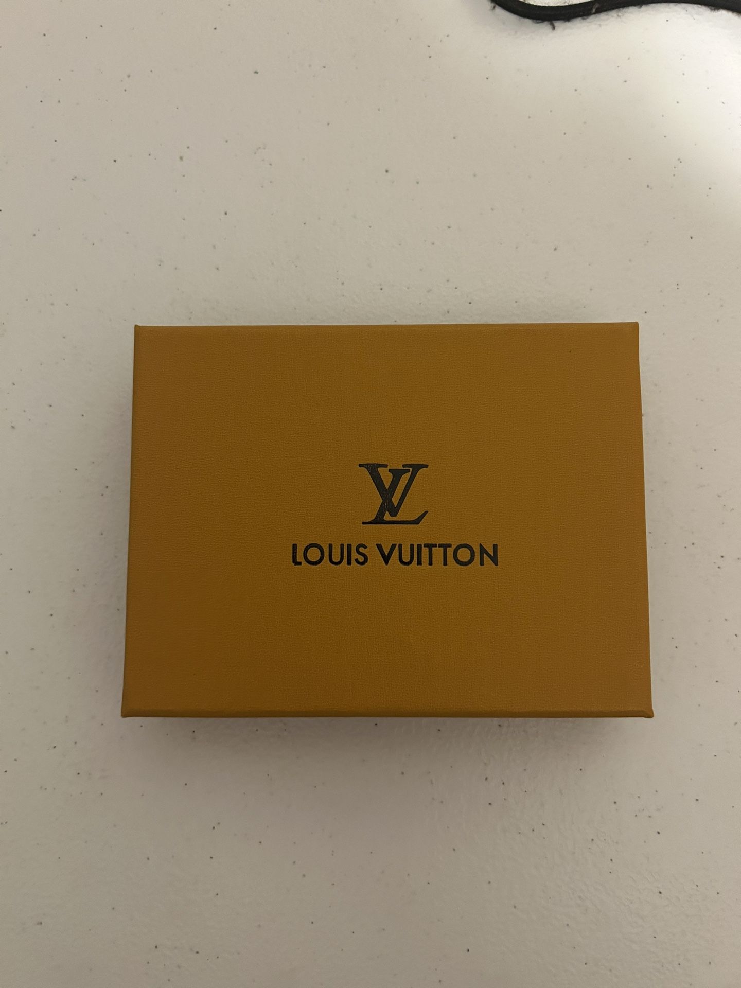Black Louis Vuitton card holder