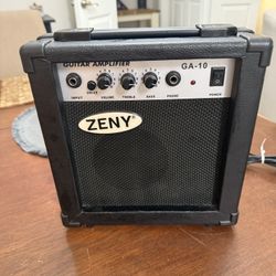 Zeny Electric Guitar Amp GA-10, Like New Condition  
