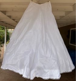43” White Full-Length Bridal Petticoat Crinoline size 13