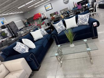 Gorgeous Living Room Set 💙💙💙💙