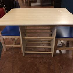 Child’s desk Childs table