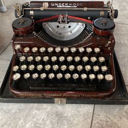 Antique Underwood Standard Portable 4 Bank Typewriter