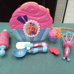 Alice's Wonder Bakery- Wonderland Baker's Bag