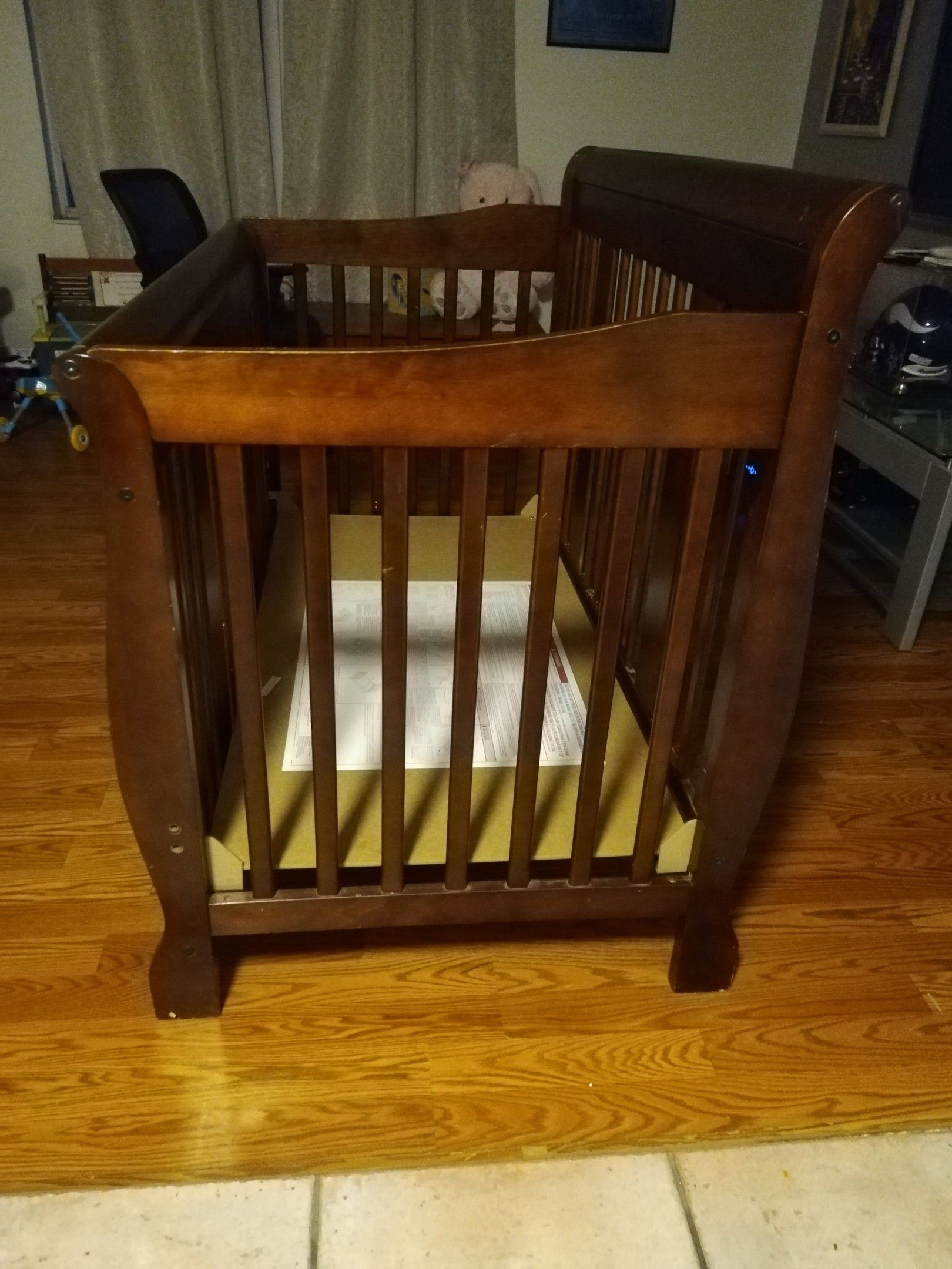 Baby crib used as downstairs crib, so used but little
