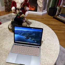 MacBook Pro 13” (2018) – 16GB RAM – 256GB SSD – Great Condition