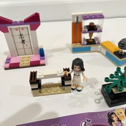 Lego Friends 41002 Emma’s Karate Class Complete With Minifigs And Manual