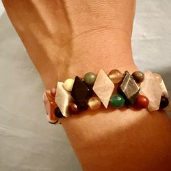 Stretchy Earth Tone Gemstone  Round /triangle Bead Bracelet Unisex New Ag