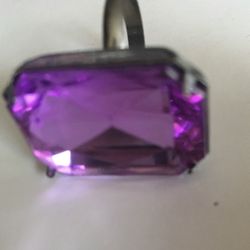 LARGE SQUARE PURPLE STONE FASHION RING