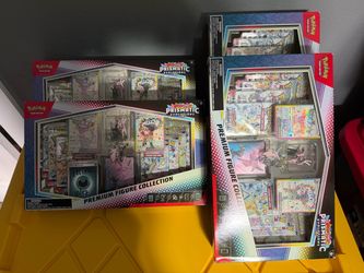 Pokemon Prismatic Evolutions Premium Figure Collection