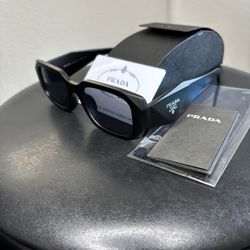 Sunglasses 