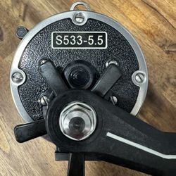 Newell S533-5.5 Fishing Reel