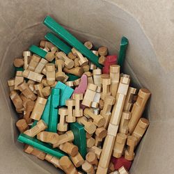 Lincoln logs
