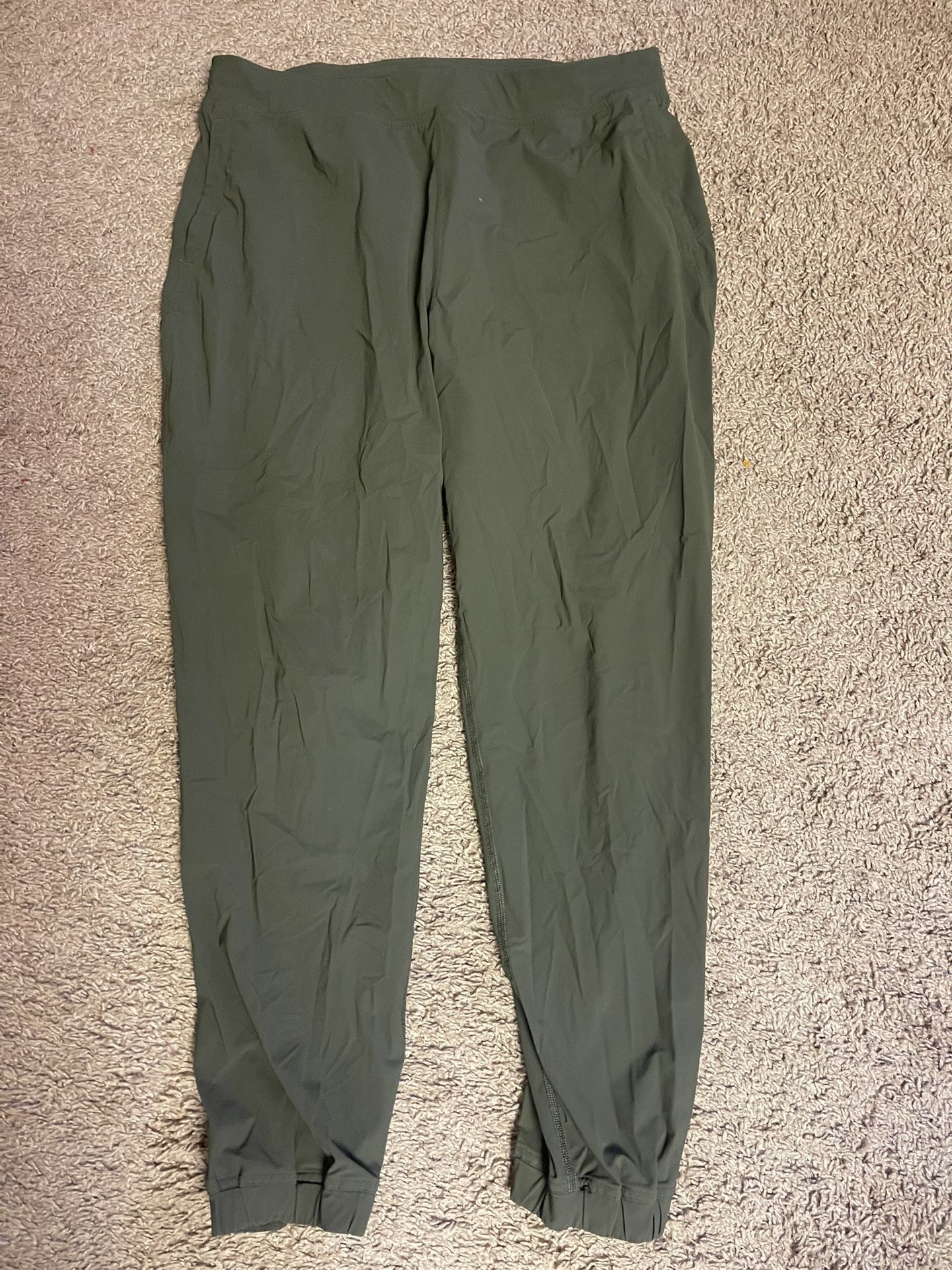 Lululemon Size 14 Lightweight Jogger