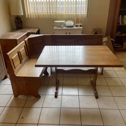  Corner Dining Table