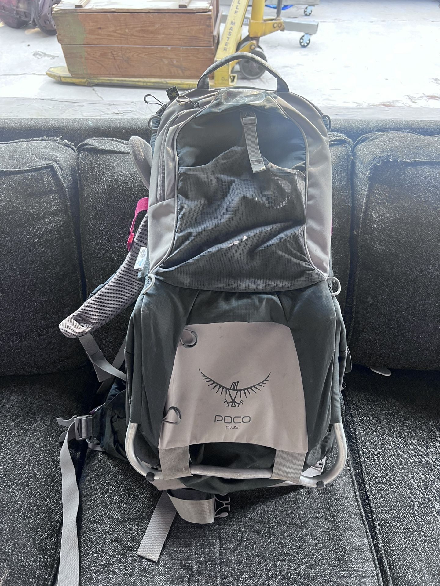 Osprey Poco LT Lightweight Child Carrier Backpack Grey