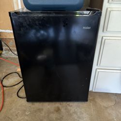 Haier Mini Fridge 