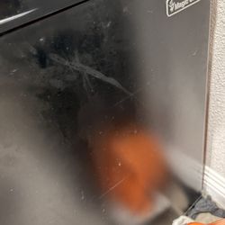 magic chef mini fridge