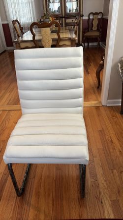 Decorative white living room chair