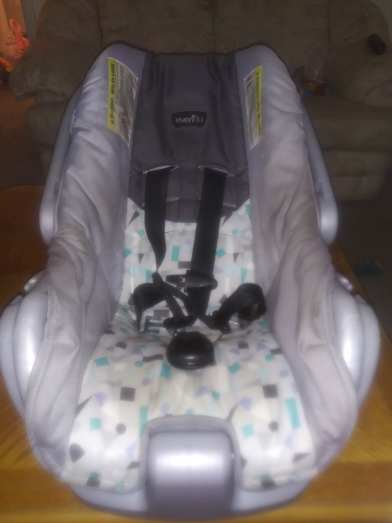 Infant/baby car seat