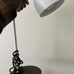desk lamp 