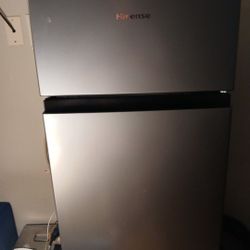 Hisense Mini Fridge