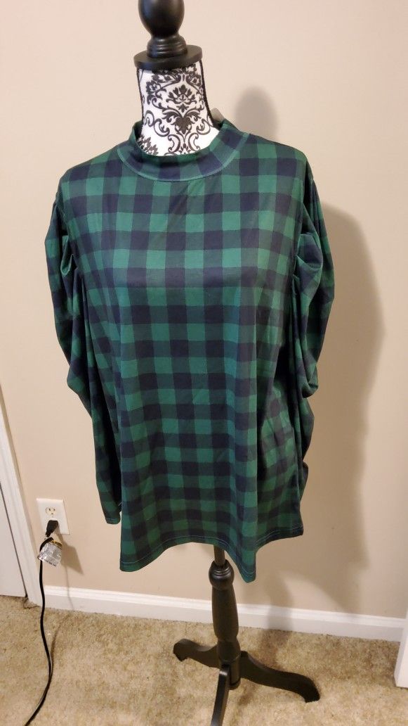 Perfectly Priscilla Black and Green Plaid Long Sleeve Top Size 3XL
