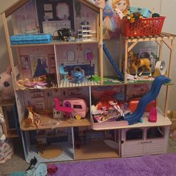 Kidcraft hamptons dollhouse