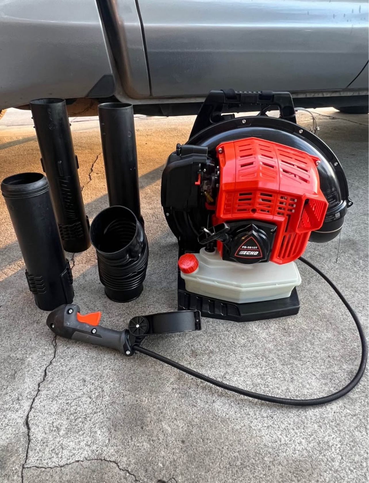 ECHO 200 MPH 700 CFM 59.7 cc Gas Low Exhaust Emission Engine Backpack Leaf Blower with Tube-Mounted
