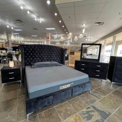 NEW VELVET BEDROOM SET DRESSERS $10 DOWN 