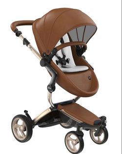 Mima Xari Black Stroller with Champagne Chassis