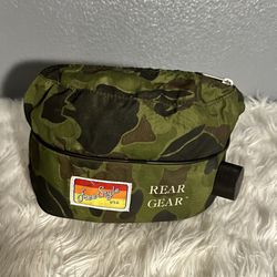 Flask Hydroflask fanny pack hiking camping 