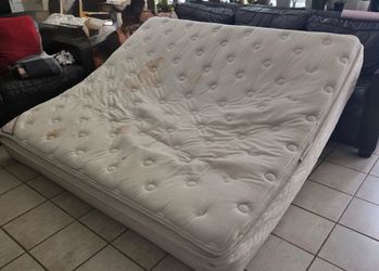 Free Cal-King mattress