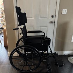 Wheelchair With Headrest 