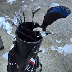 Complete Northwestern Spectra Golf Set + Maxfli Leather Bag & Odyssey Putter