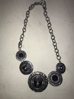 Paparazzi Blockbuster Necklace