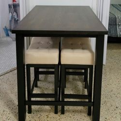 Mesa con Sillas