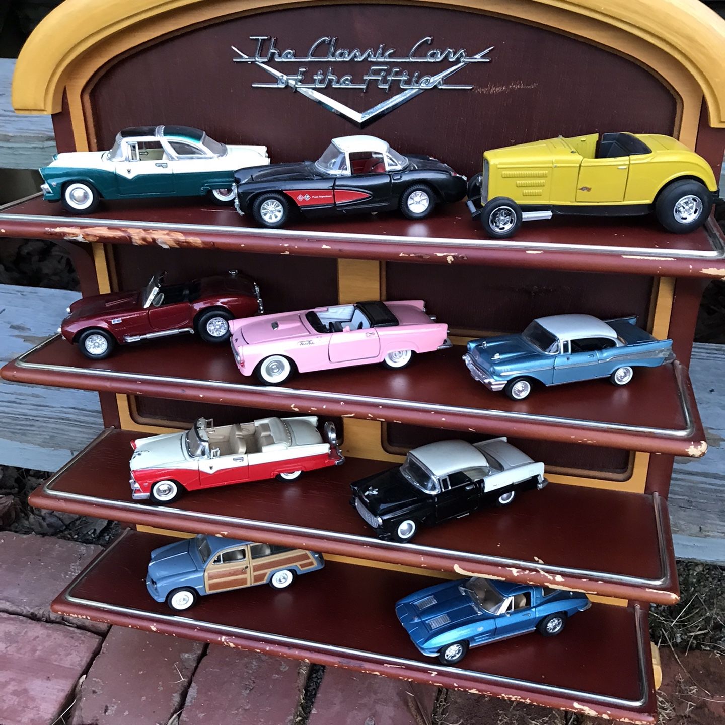 Franklin Mint Classic Cars Of The 50s Wood Display w/ Die Cast Car