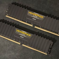 Corsair 32GB DDR4