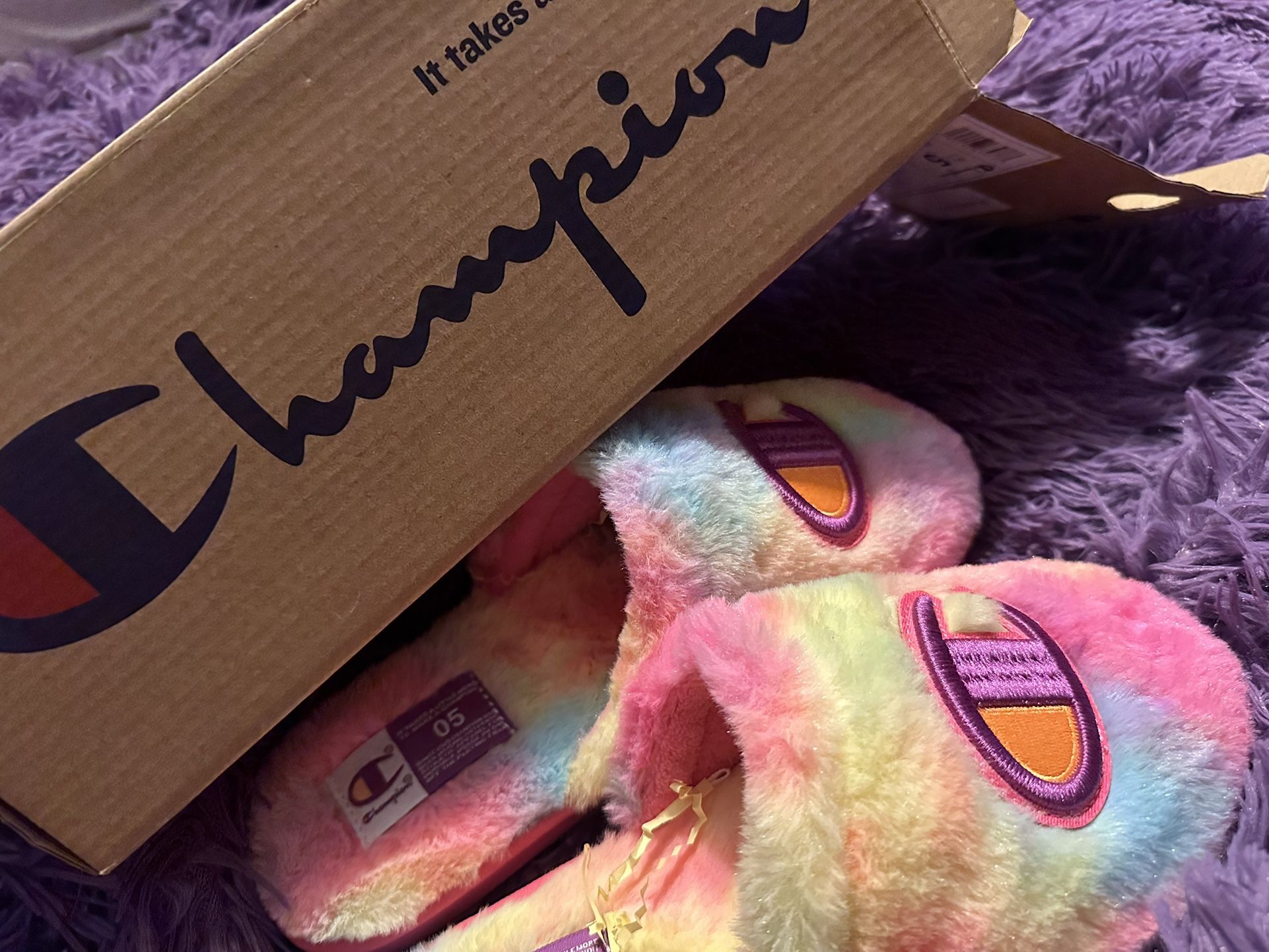 Champion Sleepover Ombré Fur Slides