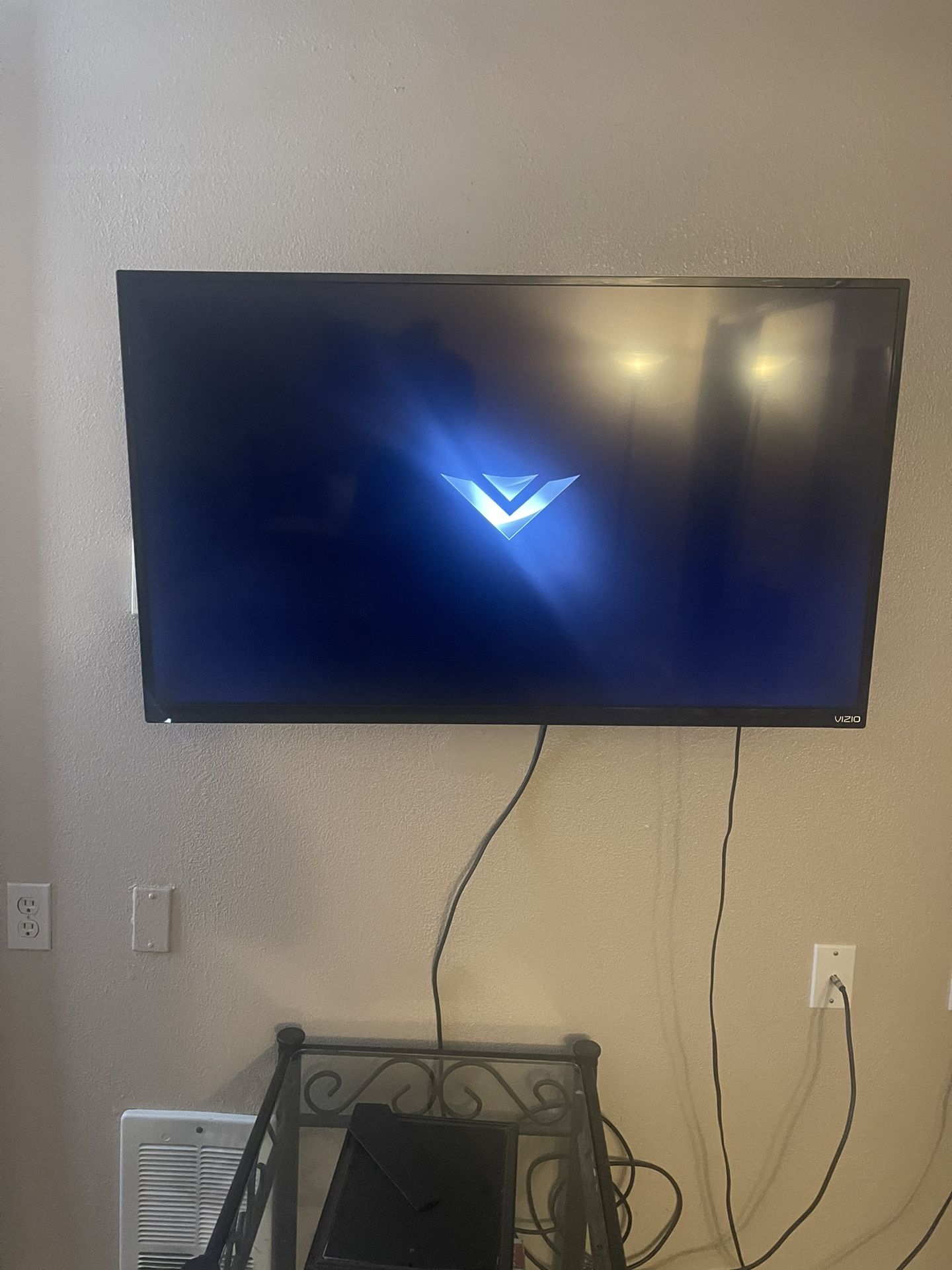 42”Vizio Tv Smart
