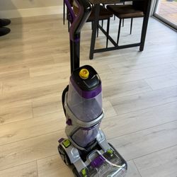 Bissell Vacuum Carpet Cleaner 