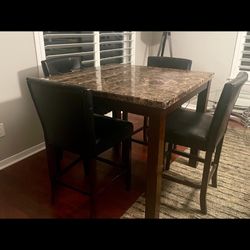 Table And Chairs 