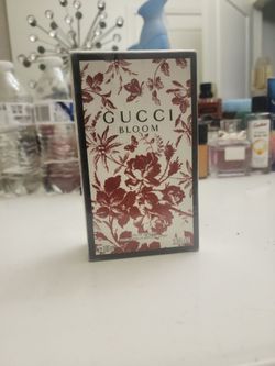 Gucci bloom perfume women's brand new